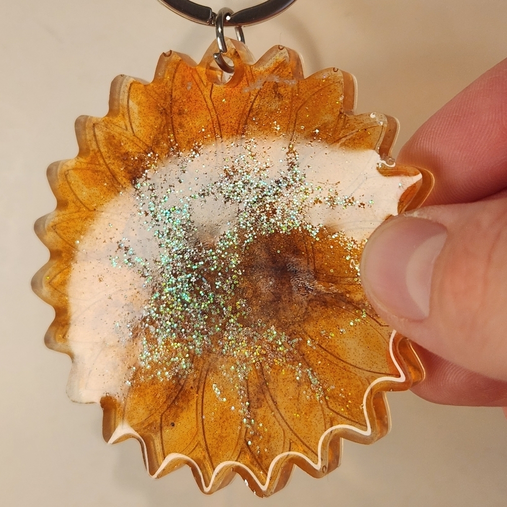 5 1/2” Handmade Resin Glitter Sunflower Keychain - Picture 5 of 6